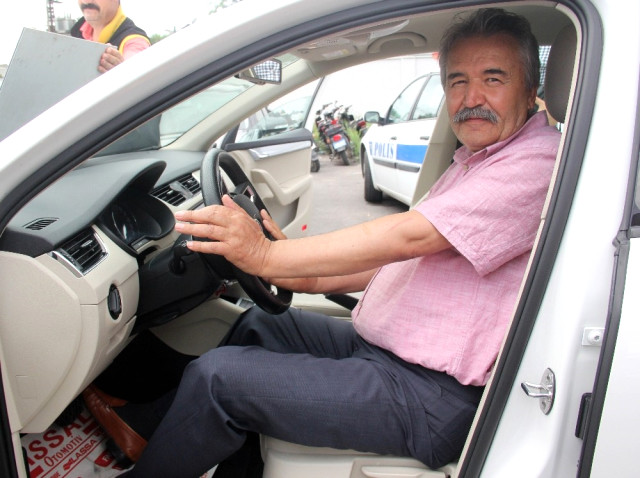 Adana’ya Düğüne Geldi, Otomobili Çalındı, Polis 24 Saat Geçmeden Buldu