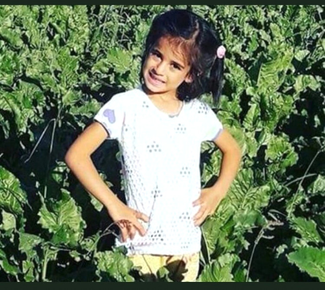 Evinin Önünde Kaybolan Eylül’den 4 Gündür Haber Alınamıyor