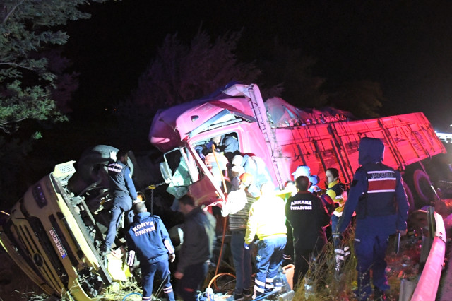 Konya’da Trafik Kazası: 2 Yaralı