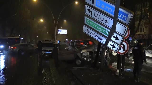Ankara’da Polis-şüpheli Kovalamacası Kazayla Bitti