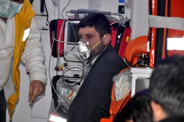 Suriyeli Ailenin Evinde Yangın: 7’si Çocuk, 9 Kişi Dumandan Etkilendi