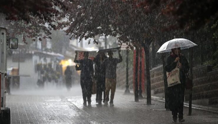 Türkiye’nin tamamı sağanak yağışlı: Meteoroloji’den 15 vilayet için ihtar