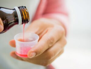 Hindistan’da çocuklara öksürük şurubu kısıtlaması