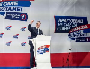 Sırbistan’da seçimler yerini siyasi gerginliğe bıraktı