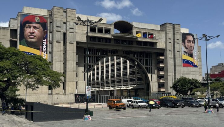 Venezuela Savunma Bakanı: Seçim süreci barışçıl tamamlandı