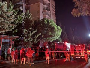 İzmir’de mum yangına sebep oldu