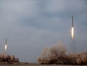 İsrail’e Yemen’den balistik füze atıldı: “Arrow Hava Savunma Sistemi tarafından muvaffakiyetle engellendi”