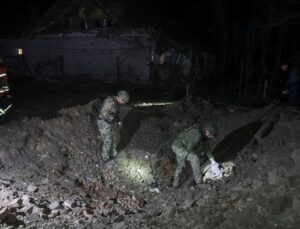 Rusya Harkov’u vurdu, Kiev güçleri Moskova’ya ilişkin mühimmat deposunu patlattı