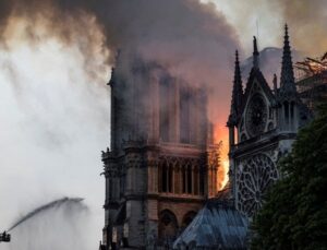 Notre Dame Katedrali 5 yıl sonra açılıyor: Girişler fiyatlı olacak