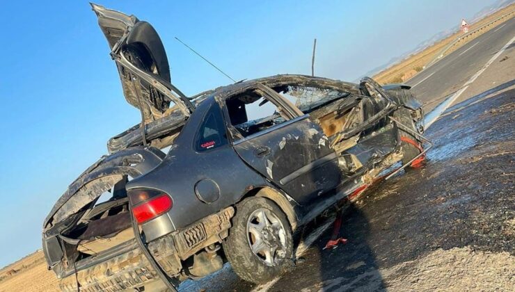 Araba sulama kanalına uçtu: 2 meyyit, 1 yaralı