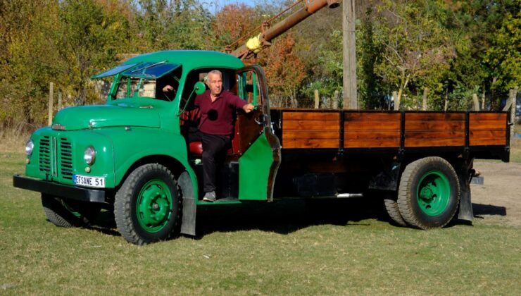 Babasından kalan 1951 model “Efsane”yi orjinal haliyle koruyor