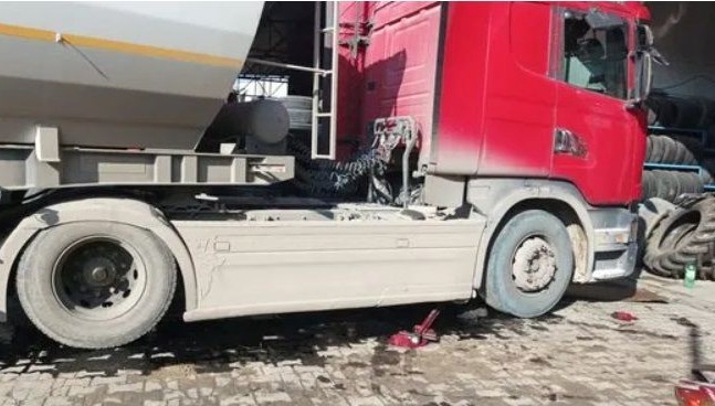 Lastik değişimi sırasında feci mevt