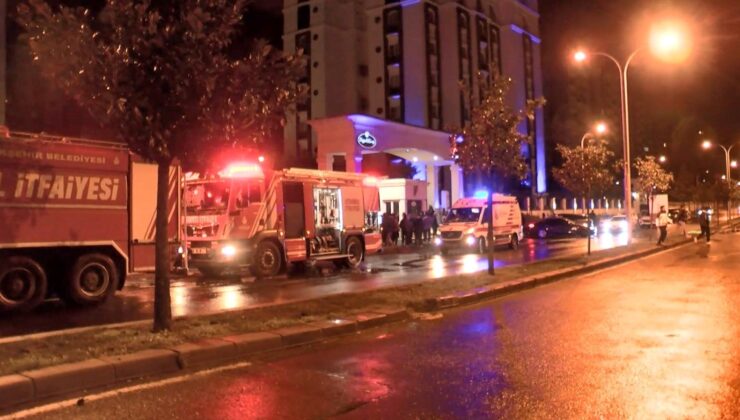 Başakşehir’de elektrikli araçta yangın: Bina tahliye edildi