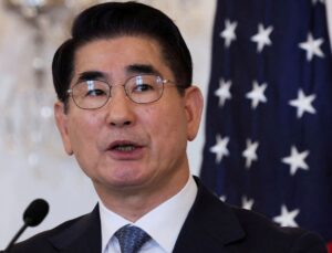 Güney Kore’de sıkıyönetim ilanını öneren Savunma Bakanı istifa etti