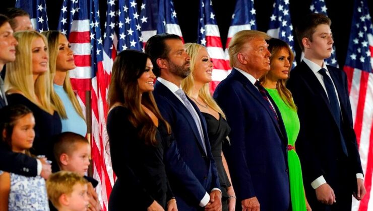 Trump dünyayı dünürlerinden öğrenecek: Biri Paris’e başkası Ortadoğu’ya