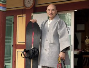 Budist keşiş Olimpiyat’a damga vurdu