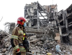 İran’a hücumlarda cezaevleri de hasar gördü