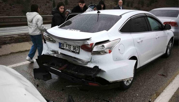 Kırıkkale’de zincirleme kaza: 3 yaralı