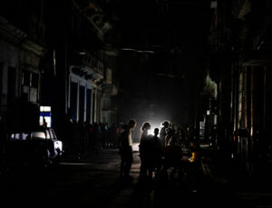 Küba halkının yüzde 68’i elektriksiz