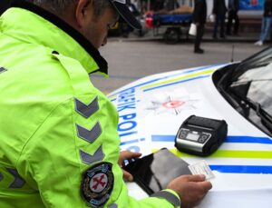 Yeni trafik düzenlemesi yürürlükte. Cezalar ağırlaştı yeni yaptırımlar getirildi.