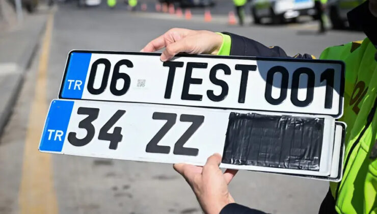 APP plakayı sürücüler odası fiyatsız değiştirecek. Yönetmelik yayınlandı