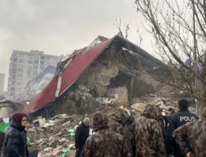 77 şahsa mezar olan Hünkar Apartmanı’nın müteahhidi hakkında karar