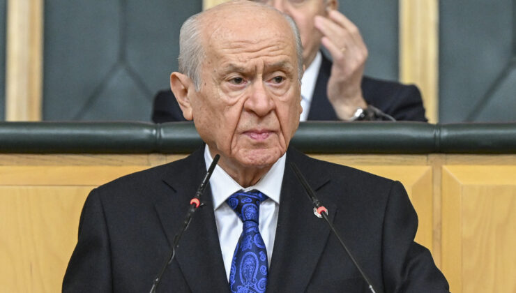 Bahçeli’den İstanbul’un fethi iletisi. ”Türk askeri dehasının tarihin seyrine vurduğu mühür”