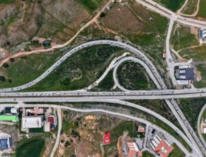 Tatilciler erken dönüşe geçti, 43 ilin irtibat noktası kilitlendi: Son durum havadan görüntülendi