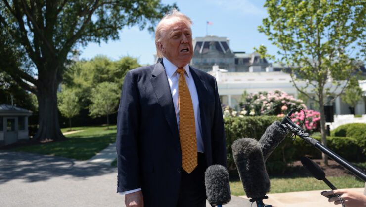Trump: İran hakikat olanı yapacak ya da biz bu işi bitireceğiz