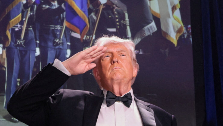 Trump: Özgürlük Projesi durduruldu, abluka devam ediyor