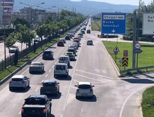 Bayram dönüş trafiği İnegöl’de ağırlaştı