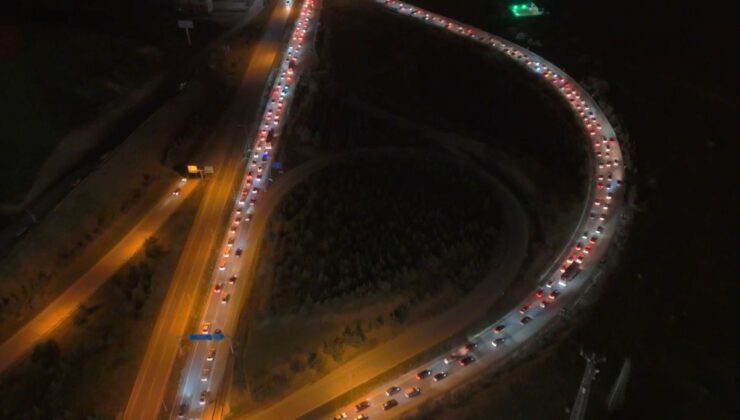‘Kilit Kavşak’ Kırıkkale’de bayram dönüş trafiği dron ile görüntülendi