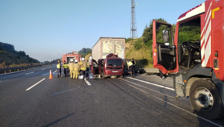 Kuzey Marmara Otoyolu’nda feci kaza. TIR’a arttan çarptı, 1’i bebek 3 kişi öldü