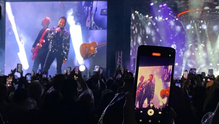 Tarkan, Ankara’da sevenleriyle buluştu