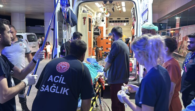 Çocuk parkında boşandığı bayanı katletti, 4 yaşındaki kızını yaraladı