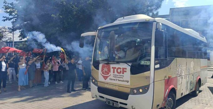 Edirneli Minik Güreşçilere Kahraman Üzere Karşılama