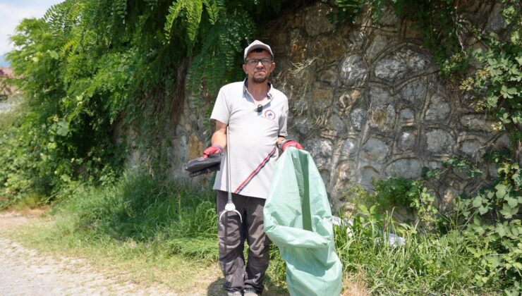 Yol kenarında servet buldu, polise teslim etti