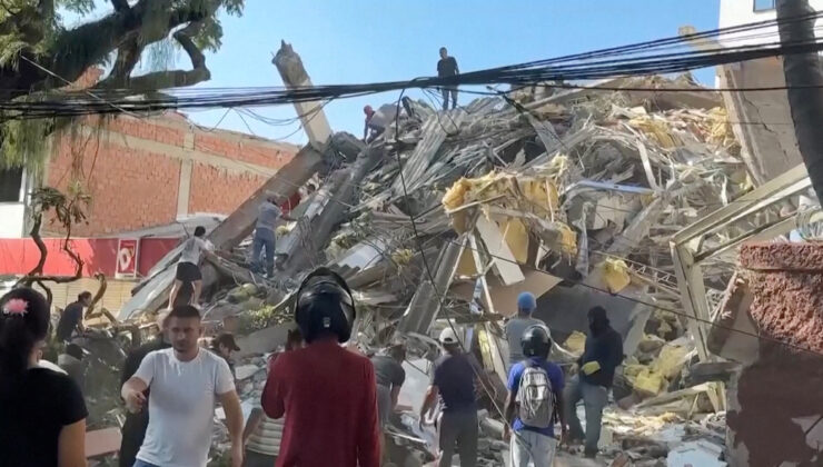Kolombiya’yı 7.4’lük sarsıntı vurdu