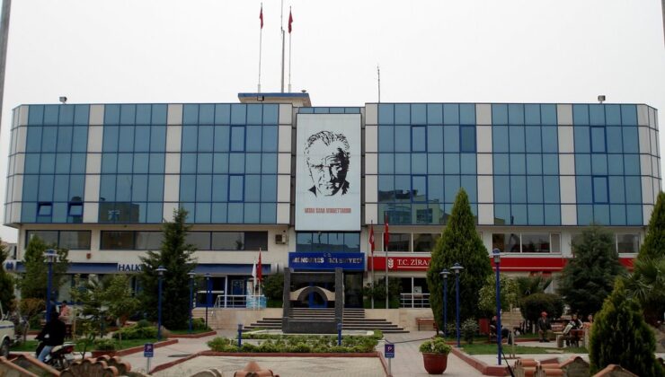 Menderes Belediyesi’ne operasyon. Lider İlkay Çiçek dahil 15 kişi gözaltında